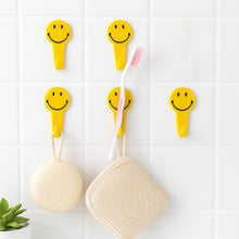 5 PC ADHESIVE HOOK FOR HOLDING STUFFS,KEY AND OTHER ITEMS